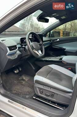 Внедорожник / Кроссовер Volkswagen ID.4 2021 в 