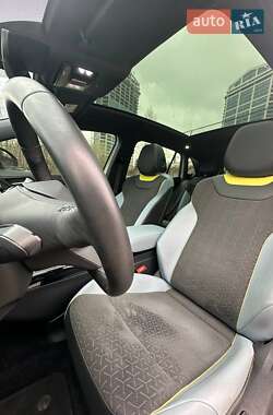 Внедорожник / Кроссовер Volkswagen ID.4 2021 в 