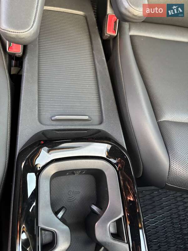 Внедорожник / Кроссовер Volkswagen ID.4 2021 в Запорожье