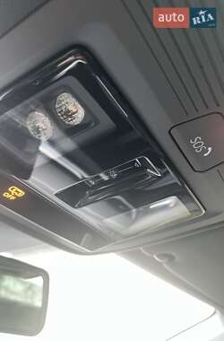 Внедорожник / Кроссовер Volkswagen ID.4 2021 в 