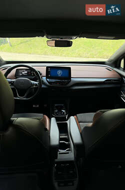 Внедорожник / Кроссовер Volkswagen ID.4 2021 в 