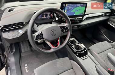 Внедорожник / Кроссовер Volkswagen ID.4 2022 в 