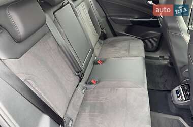 Внедорожник / Кроссовер Volkswagen ID.4 2022 в 
