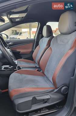 Позашляховик / Кросовер Volkswagen ID.4 2020 в 