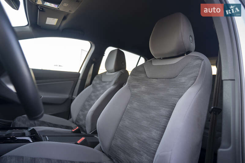 Внедорожник / Кроссовер Volkswagen ID.4 2022 в Киеве фото 16 Внедорожник / Кроссовер Volkswagen ID.4 2022 в Киеве