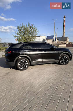 Позашляховик / Кросовер Volkswagen ID.4 2022 в 