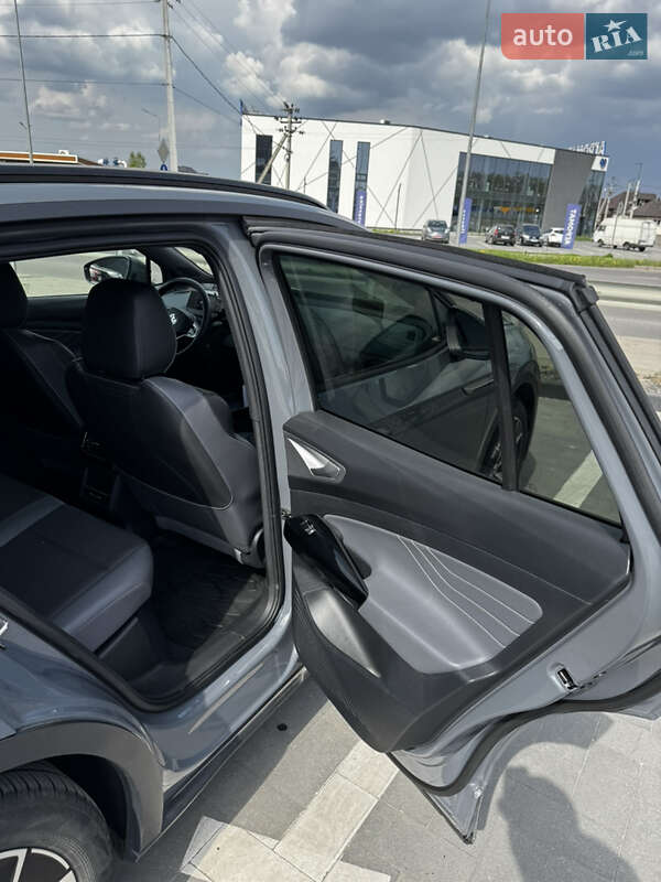 Внедорожник / Кроссовер Volkswagen ID.4 2023 в Луцке
