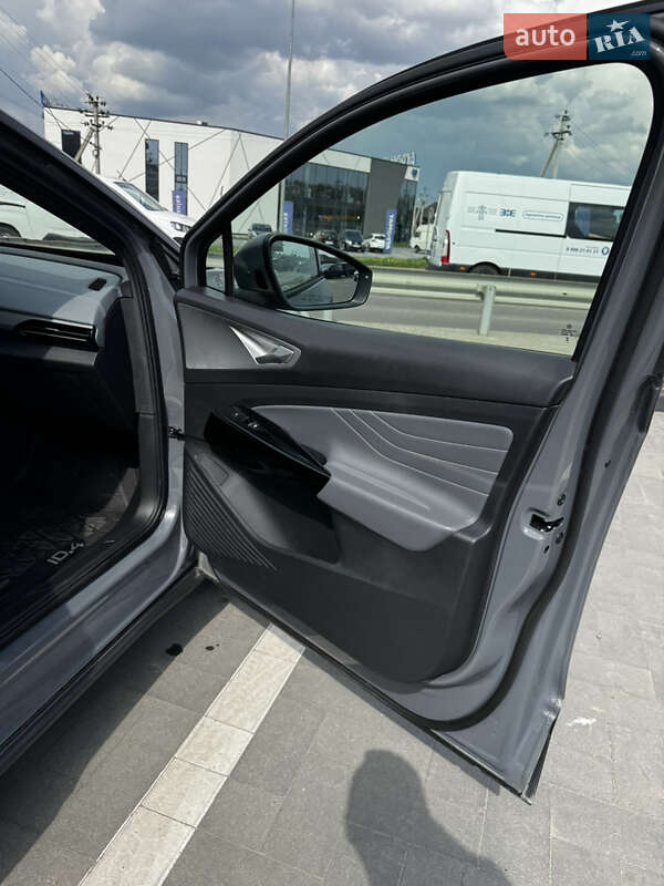 Внедорожник / Кроссовер Volkswagen ID.4 2023 в Луцке
