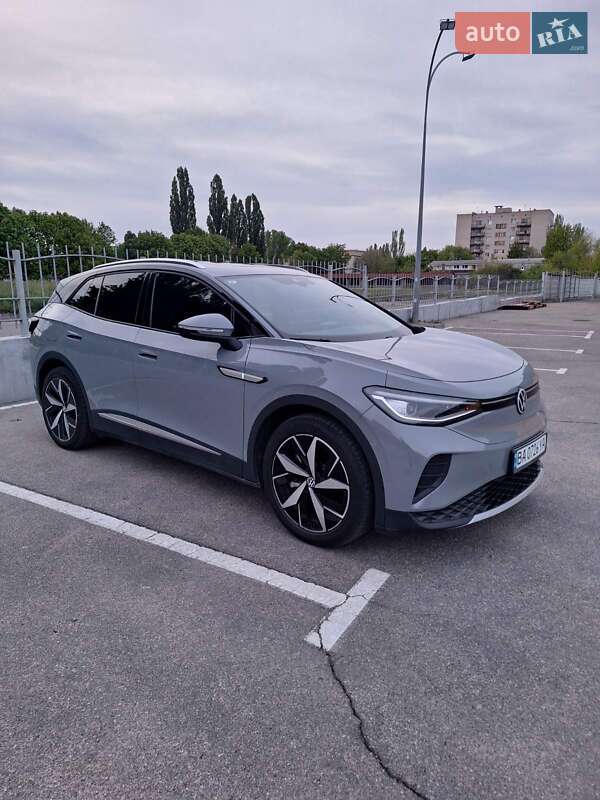 Внедорожник / Кроссовер Volkswagen ID.4 2022 в 