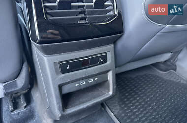 Позашляховик / Кросовер Volkswagen ID.4 2023 в 