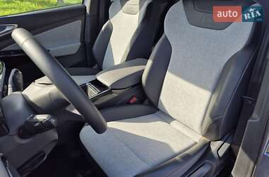 Позашляховик / Кросовер Volkswagen ID.4 2024 в 