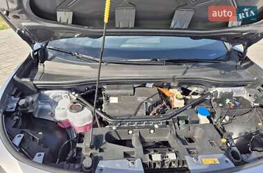 Позашляховик / Кросовер Volkswagen ID.4 2024 в 
