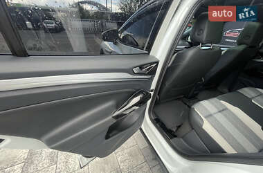 Позашляховик / Кросовер Volkswagen ID.4 2021 в  фото 24 Позашляховик / Кросовер Volkswagen ID.4 2021 в