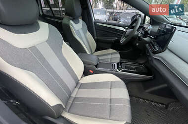 Позашляховик / Кросовер Volkswagen ID.4 2021 в  фото 32 Позашляховик / Кросовер Volkswagen ID.4 2021 в