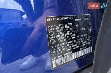Позашляховик / Кросовер Volkswagen ID.4 2021 в 