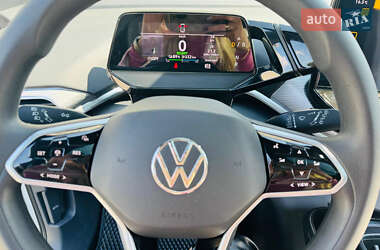 Внедорожник / Кроссовер Volkswagen ID.4 2022 в 
