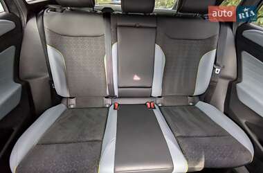 Позашляховик / Кросовер Volkswagen ID.4 2022 в 