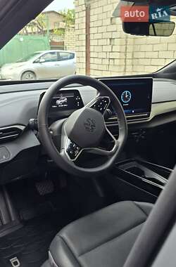Позашляховик / Кросовер Volkswagen ID.4 2024 в 
