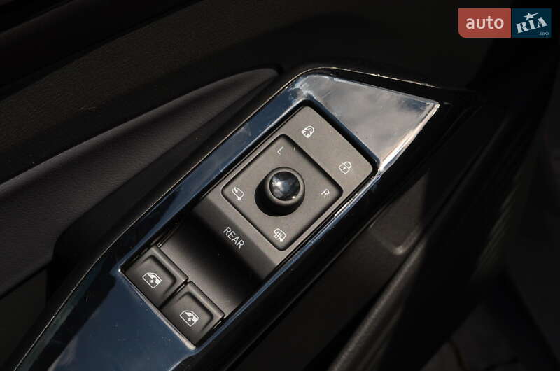 Внедорожник / Кроссовер Volkswagen ID.4 2021 в Львове