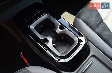 Внедорожник / Кроссовер Volkswagen ID.4 2021 в 