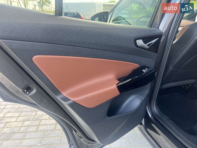 Внедорожник / Кроссовер Volkswagen ID.4 2021 в Львове