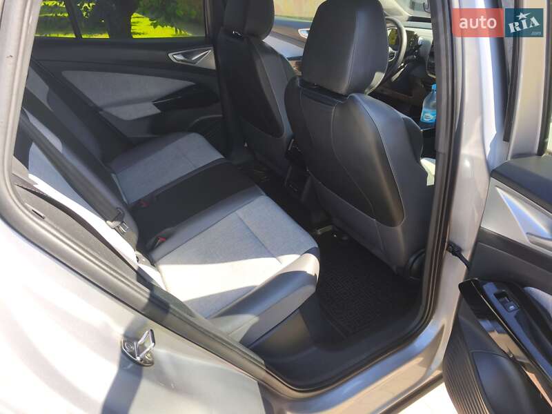 Внедорожник / Кроссовер Volkswagen ID.4 2023 в Лубнах