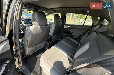 Позашляховик / Кросовер Volkswagen ID.4 2023 в 