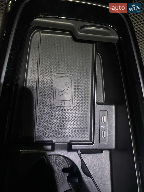 Позашляховик / Кросовер Volkswagen ID.4 2021 в Дніпрі