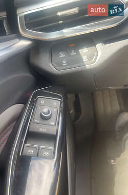 Внедорожник / Кроссовер Volkswagen ID.4 2022 в 