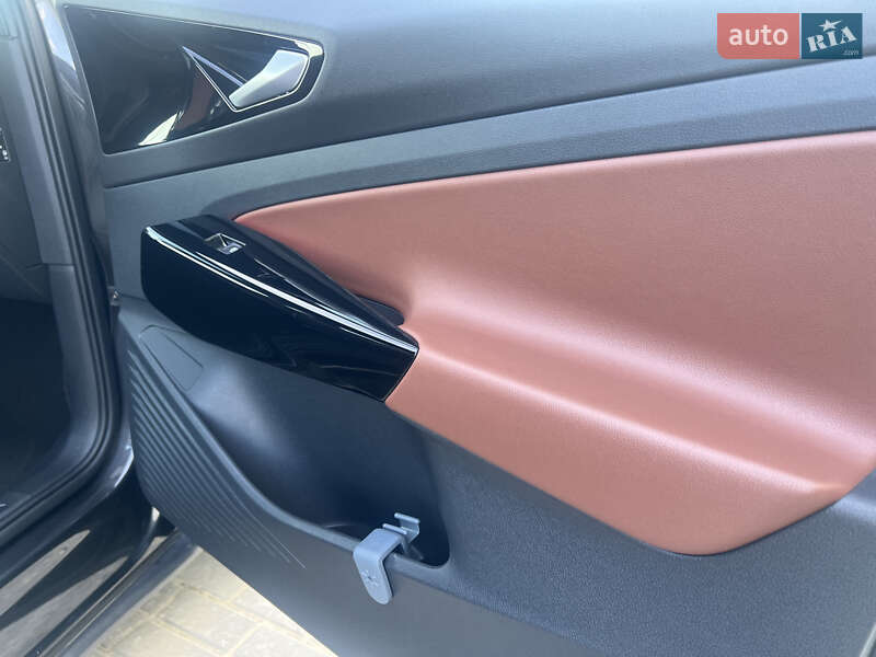 Позашляховик / Кросовер Volkswagen ID.4 2021 в Львові