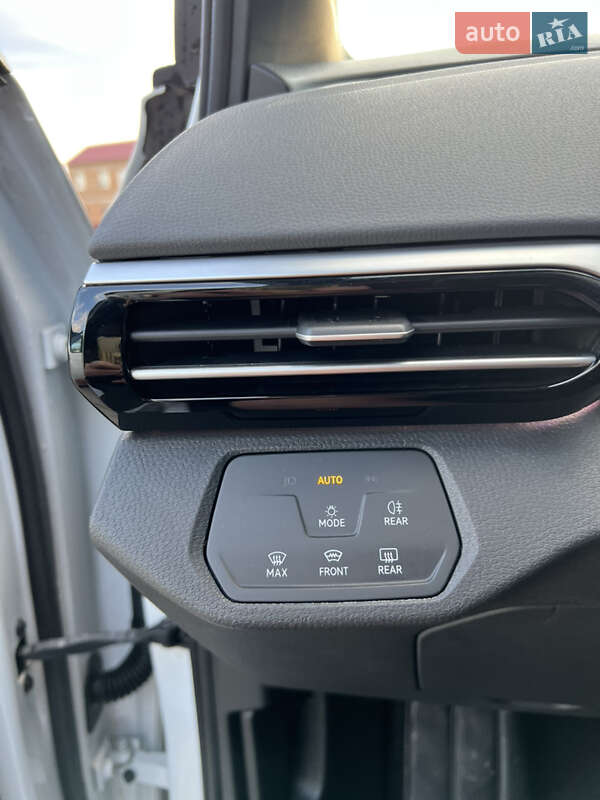 Позашляховик / Кросовер Volkswagen ID.4 2023 в Тернополі