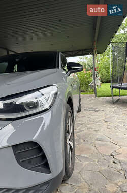 Позашляховик / Кросовер Volkswagen ID.4 2022 в 