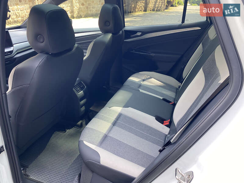 Внедорожник / Кроссовер Volkswagen ID.4 2022 в Черновцах
