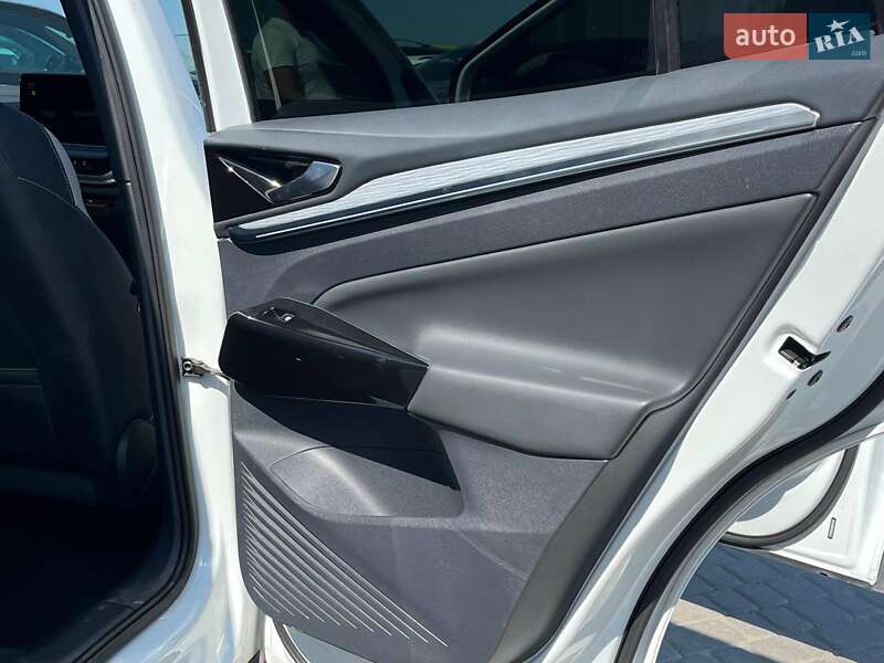 Внедорожник / Кроссовер Volkswagen ID.4 2021 в Львове