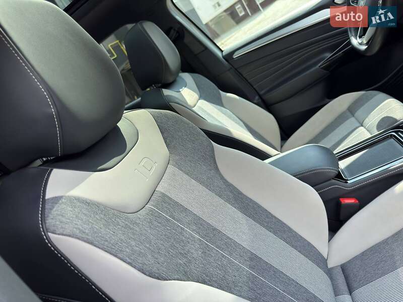 Внедорожник / Кроссовер Volkswagen ID.4 2022 в Ахтырке