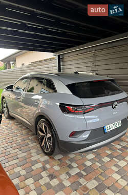 Внедорожник / Кроссовер Volkswagen ID.4 2022 в 