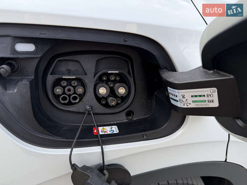 Позашляховик / Кросовер Volkswagen ID.4 2022 в Полтаві