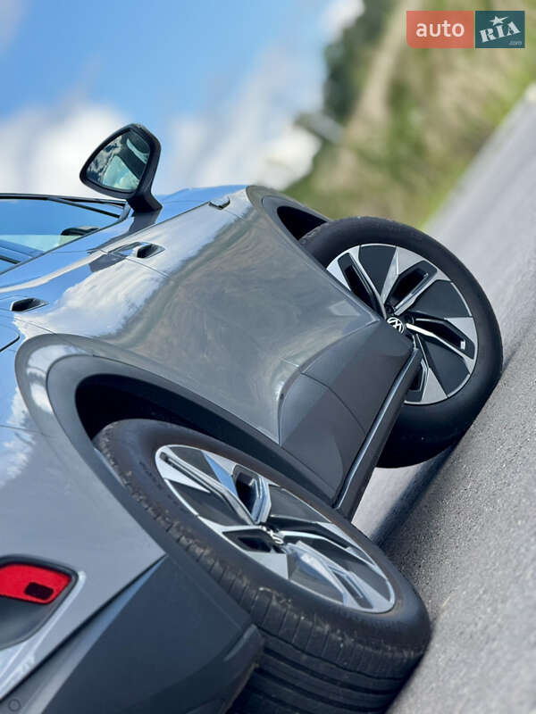 Внедорожник / Кроссовер Volkswagen ID.4 2022 в Трускавце