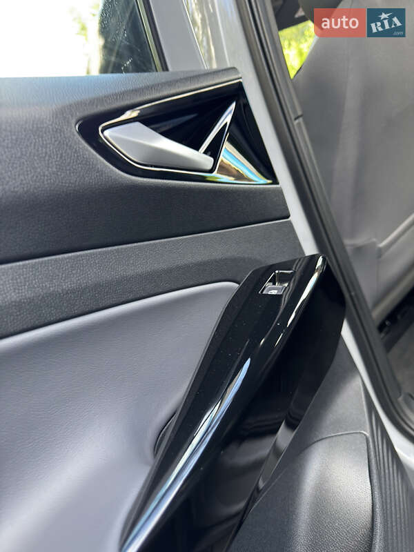 Внедорожник / Кроссовер Volkswagen ID.4 2022 в Трускавце