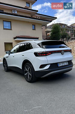 Внедорожник / Кроссовер Volkswagen ID.4 2021 в 
