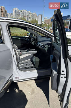 Внедорожник / Кроссовер Volkswagen ID.4 2023 в 