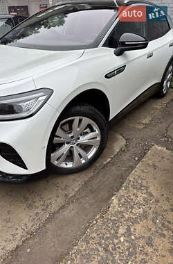 Внедорожник / Кроссовер Volkswagen ID.4 2023 в 