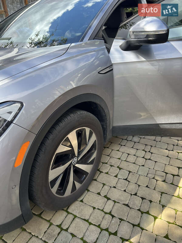 Внедорожник / Кроссовер Volkswagen ID.4 2023 в Тернополе