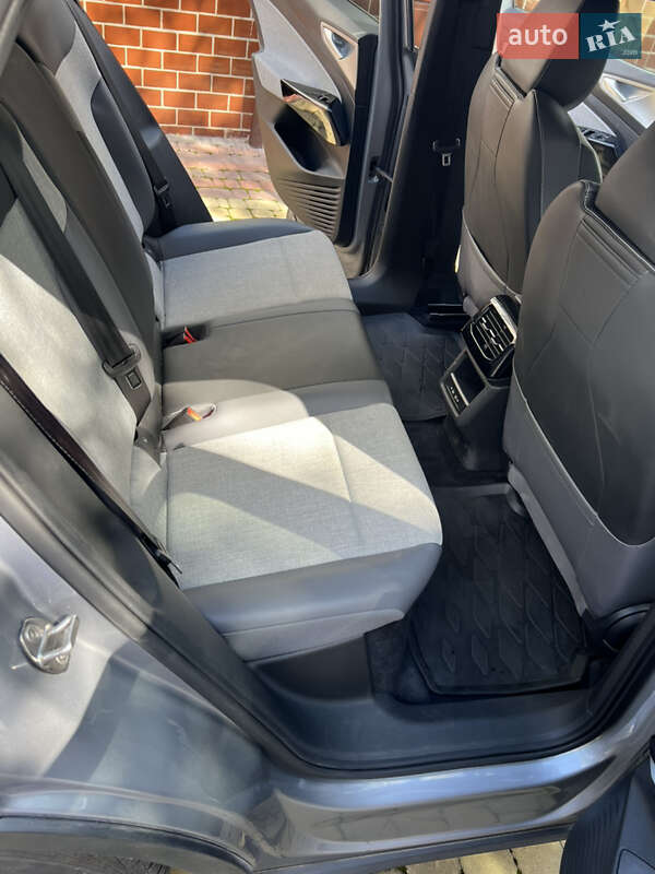 Внедорожник / Кроссовер Volkswagen ID.4 2023 в Тернополе