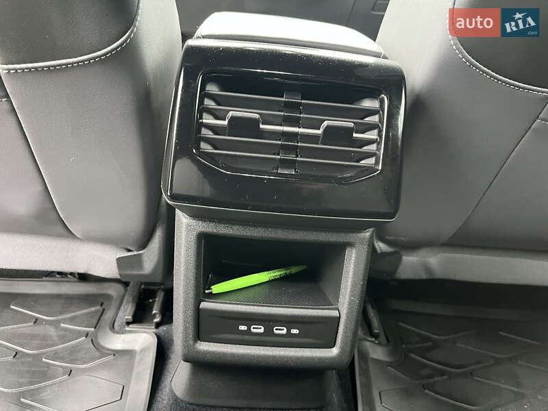 Внедорожник / Кроссовер Volkswagen ID.4 2023 в Львове
