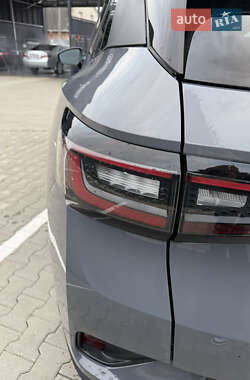 Внедорожник / Кроссовер Volkswagen ID.4 2023 в 