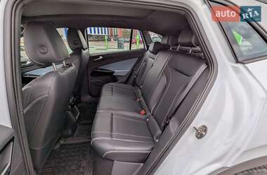 Позашляховик / Кросовер Volkswagen ID.4 2022 в  фото 15 Позашляховик / Кросовер Volkswagen ID.4 2022 в