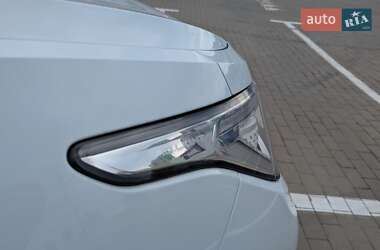 Позашляховик / Кросовер Volkswagen ID.4 2022 в  фото 21 Позашляховик / Кросовер Volkswagen ID.4 2022 в