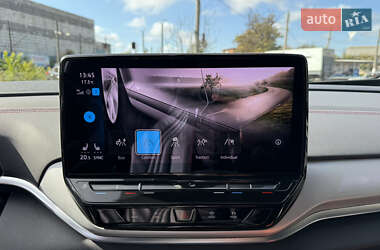 Внедорожник / Кроссовер Volkswagen ID.4 2021 в 