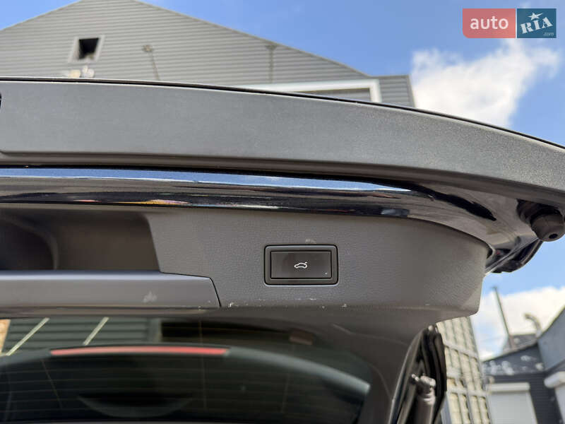 Позашляховик / Кросовер Volkswagen ID.4 2021 в Одесі